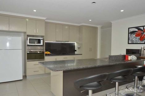 Property photo of 26 Belle Eden Drive Ashfield QLD 4670