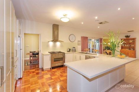 Property photo of 20 Wellesley Drive Taylors Lakes VIC 3038