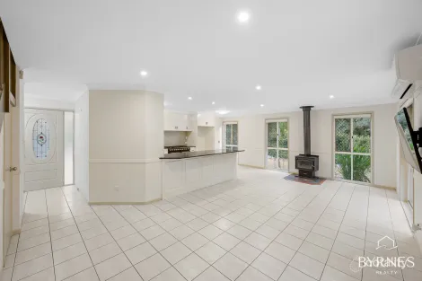 Property photo of 56 Flora Drive Beecher QLD 4680