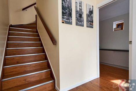 Property photo of 41 Anne Street Southport QLD 4215