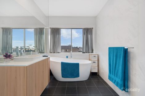 Property photo of 103 Bruce Ferguson Avenue Bardia NSW 2565