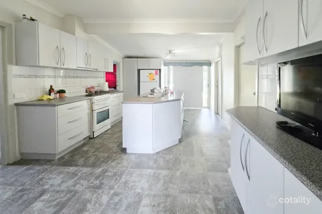 Property photo of 25 Growden Street Merredin WA 6415