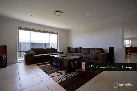 Property photo of 46 Daylesford Circuit Ormeau QLD 4208