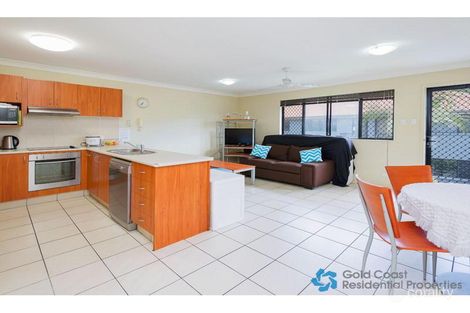 Property photo of 8/7 Brown Street Labrador QLD 4215