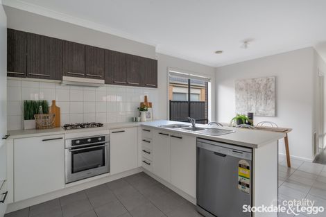 Property photo of 20 Bottlebrush Road Craigieburn VIC 3064