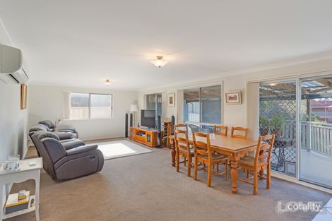 Property photo of 10 Outlook Close Mount Hutton NSW 2290