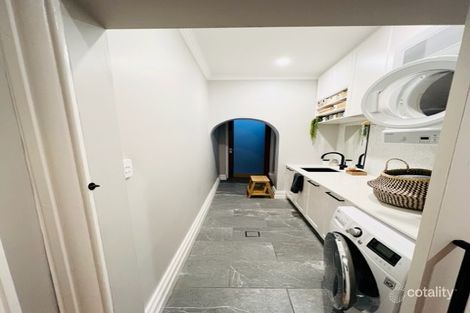 Property photo of 42 Penzance Street Glenelg South SA 5045