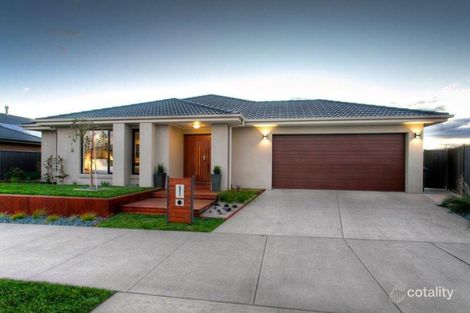 3 Warburton Dr, Lucas, VIC 3350