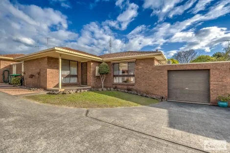 Property photo of 3/61 Monash Road Newborough VIC 3825