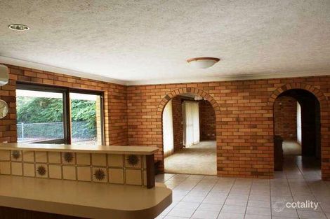 Property photo of 8 Viscount Drive Tallai QLD 4213