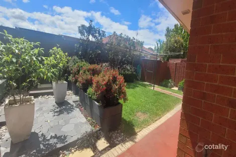 Property photo of 16 Carina Terrace Cranbourne West VIC 3977