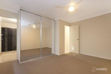 Property photo of 36 Merimbula Crescent Fitzgibbon QLD 4018