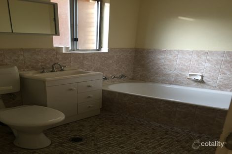 Property photo of 2/3 Velacia Place Queanbeyan NSW 2620