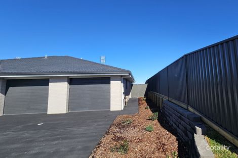 2/30 Corymbia Cct, Heddon Greta, NSW 2321