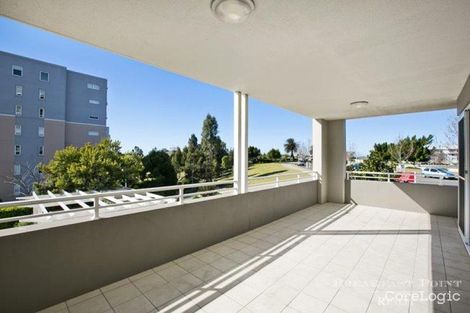 Property photo of 20/68 Village Drive Breakfast Point NSW 2137