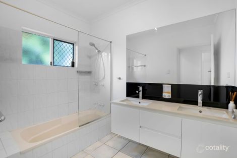 Property photo of 19 Thais Street Palm Cove QLD 4879