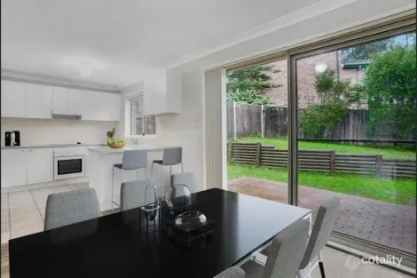 Property photo of 2/15 Bernard Place Cherrybrook NSW 2126