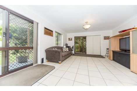 Property photo of 2/59 Milton Avenue Paradise Point QLD 4216