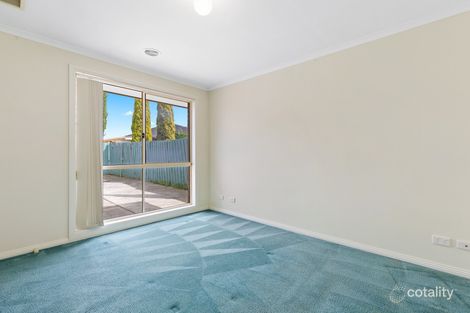 Property photo of 2/39 Songlark Crescent Werribee VIC 3030