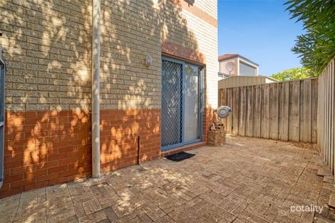 Property photo of 4/10 Fraser Street Rockingham WA 6168