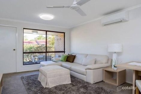 Property photo of 5 Mildura Drive Helensvale QLD 4212