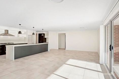 Property photo of 15 Worrikul Avenue Fletcher NSW 2287