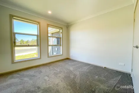 Property photo of 16 Laguna Street Spring Farm NSW 2570