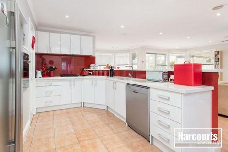 Property photo of 7 Sweet Wattle Place Somerville VIC 3912
