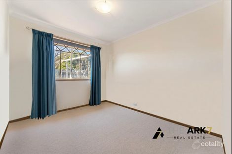Property photo of 31 Pinnacle Crescent Brookfield VIC 3338
