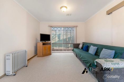 Property photo of 31 Pinnacle Crescent Brookfield VIC 3338