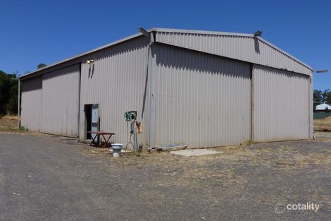 4 Calibre Cl, Strathdale, VIC 3550