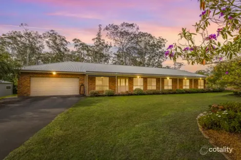 18 North Esk Dr, Seaham, NSW 2324