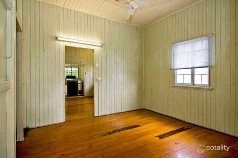 Property photo of 11 Ward Street Mooroobool QLD 4870