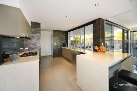 Property photo of 10 Tarawa Street Parrearra QLD 4575