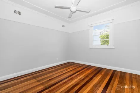 Property photo of 19 Elizabeth Street Fennell Bay NSW 2283
