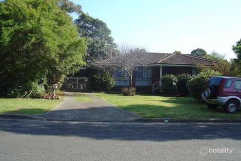 Property photo of 17 Yeovil Drive Bomaderry NSW 2541