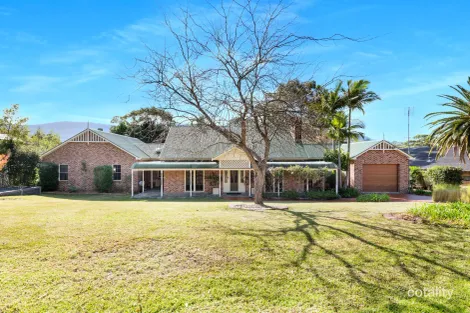 Property photo of 14 William James Drive Mount Kembla NSW 2526