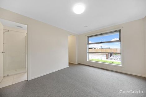 Property photo of 51 Princes Circuit Wallan VIC 3756