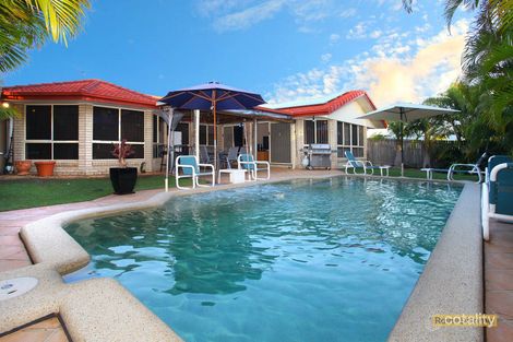 12 Makemo St, Pacific Pines, QLD 4211