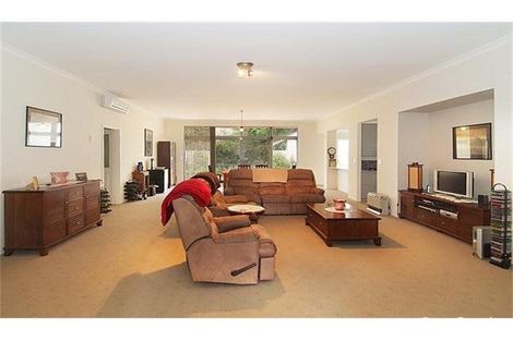 Property photo of 10 Rudis Way Broadwater WA 6280