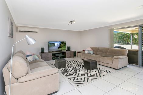 Property photo of 15 Copmanhurst Place Sumner QLD 4074