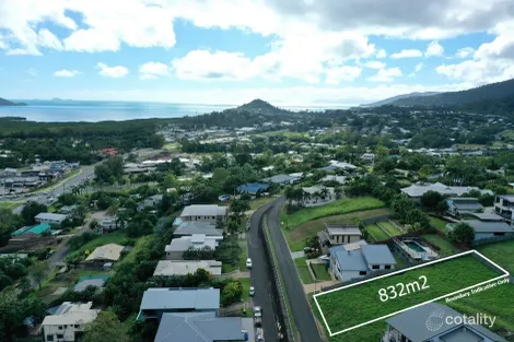 Property photo of 15 Whitehaven Crescent Cannonvale QLD 4802