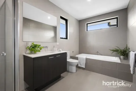 Property photo of 1A Gainsborough Road Mentone VIC 3194