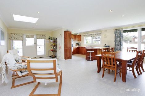 Property photo of 11 Cedmar Avenue Highton VIC 3216