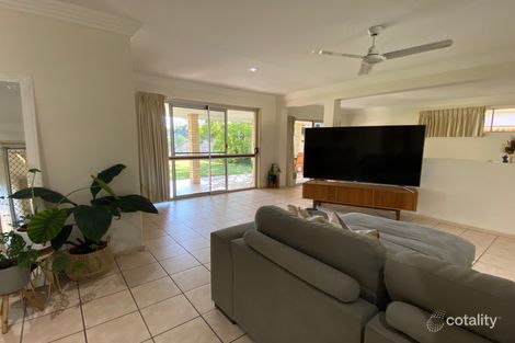 Property photo of 6 Sheridan Park Avenue Broadbeach Waters QLD 4218