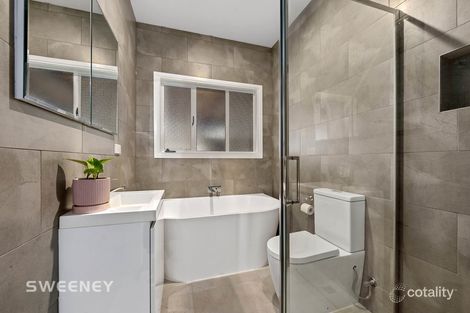 Property photo of 81 Avondale Avenue St Albans VIC 3021