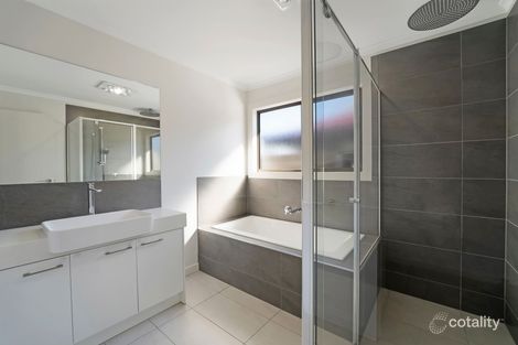 Property photo of 15 Kenwyn Court Cowes VIC 3922