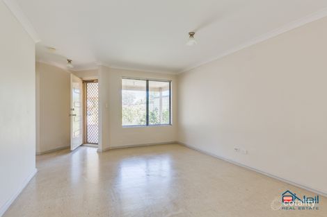 Property photo of 7 Bessant Court Camillo WA 6111