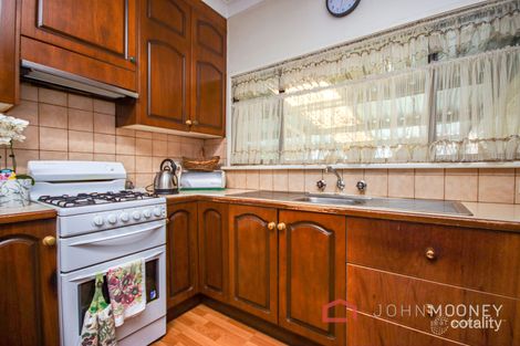 Property photo of 33 Spring Street Wagga Wagga NSW 2650