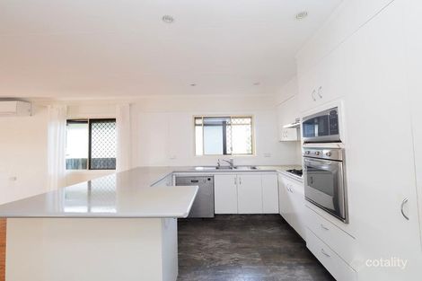 Property photo of 38 Third Avenue Palm Beach QLD 4221